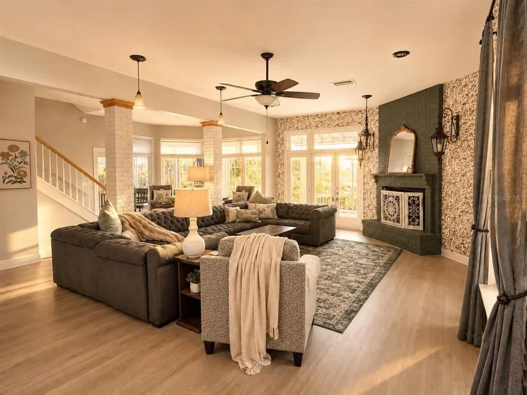 Photo of 9945 REDS LANE