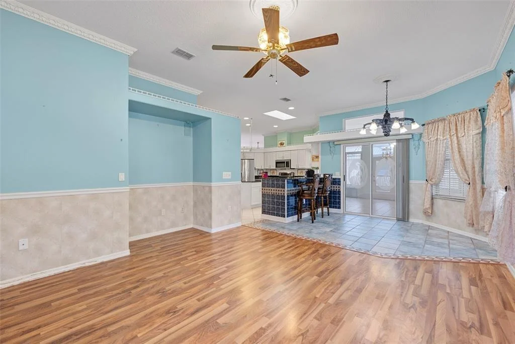 Photo of 52 BUTTONWORTH DRIVE