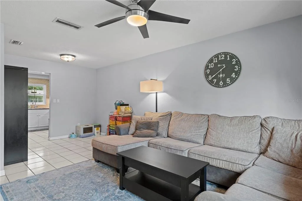 Photo of 2819 NW 55TH BOULEVARD