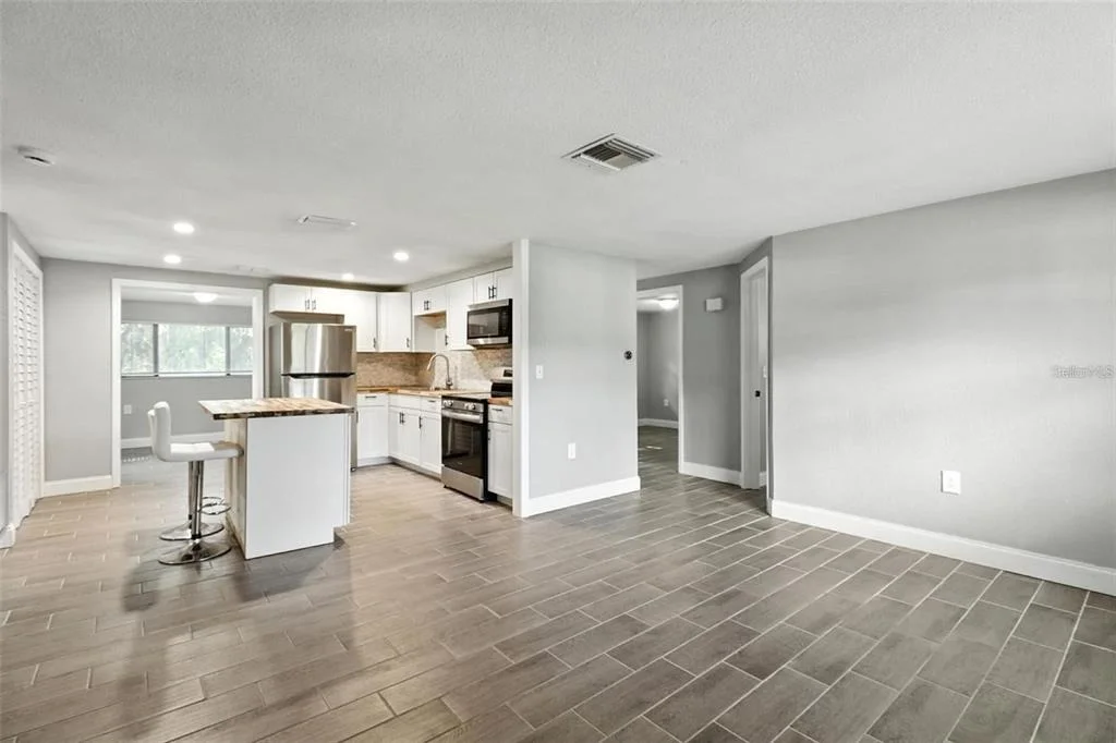 Photo of 8035 GULF WAY