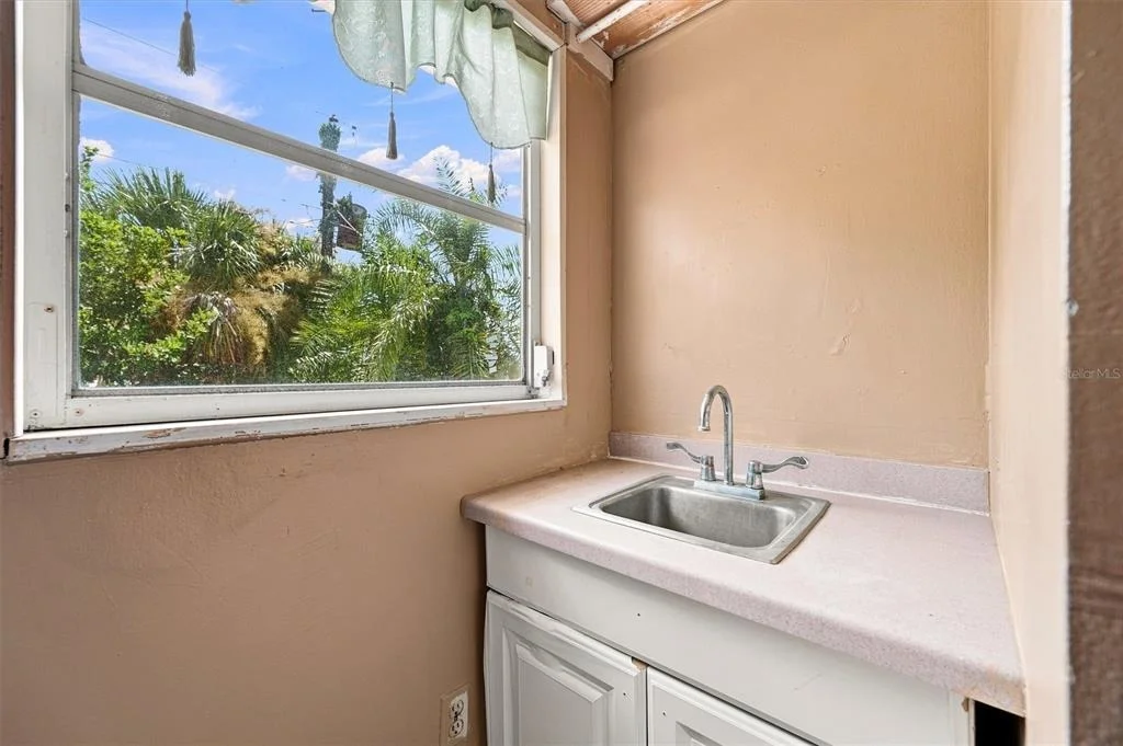 Photo of 352 LAKE ROAD