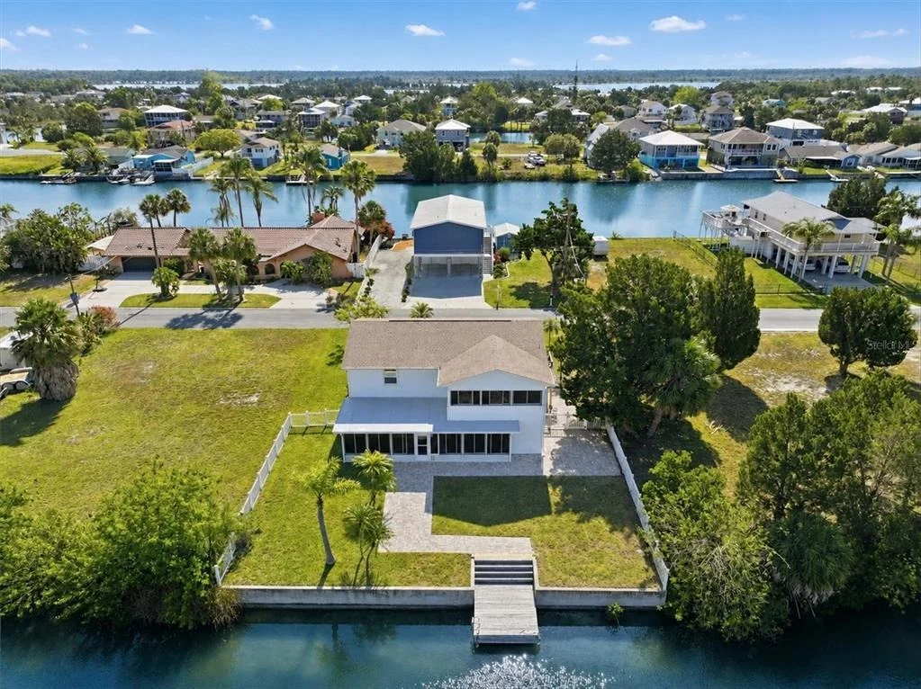 Photo of 3347 OLEANDER DRIVE