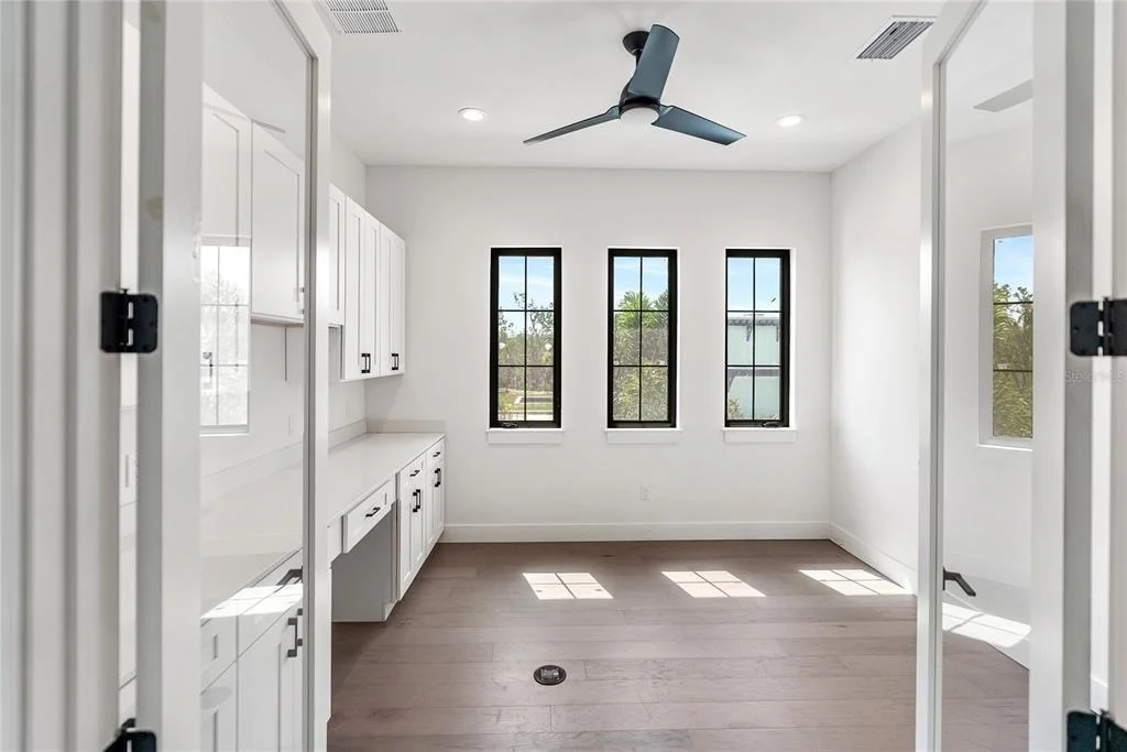 Photo of 569 BAYVIEW DRIVE