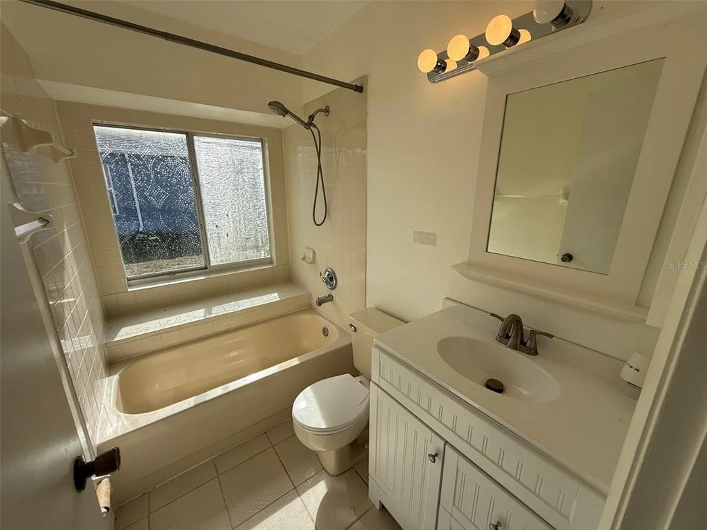 Photo of 13102 LINDEN DRIVE