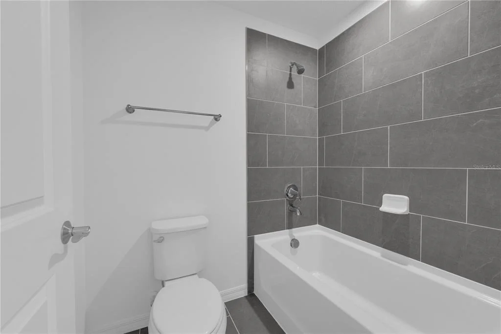Photo of 1830 HORSETAIL DRIVE