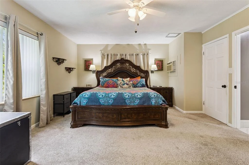 Photo of 907 SONJA PL