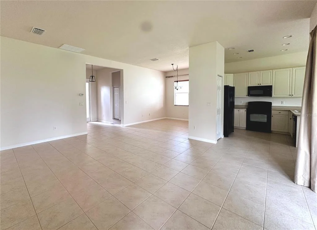 Photo of 4950 SANDY BROOK CIRCLE