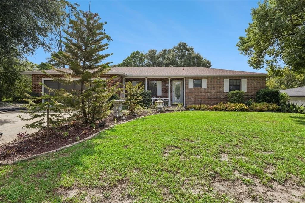 Photo of 1657 N NORMANDY BOULEVARD
