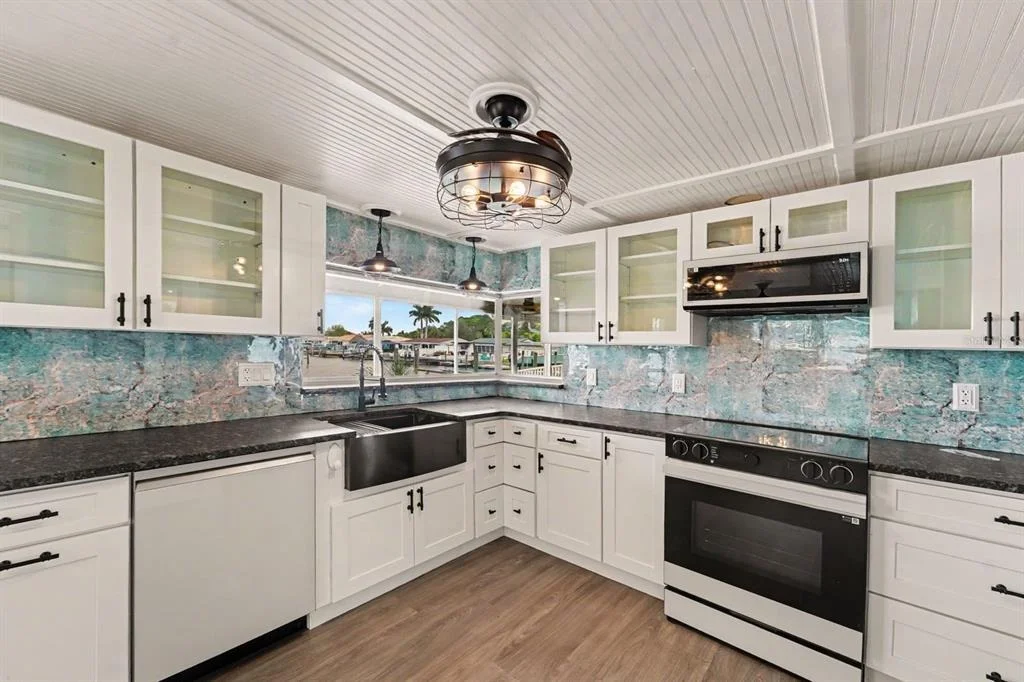 Photo of 4865 SHELL STREAM BOULEVARD