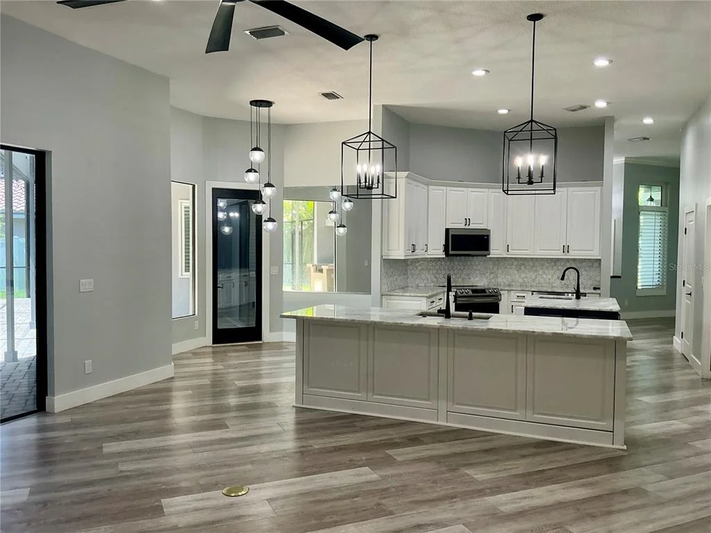 Photo of 126 OLD OAK CIRCLE