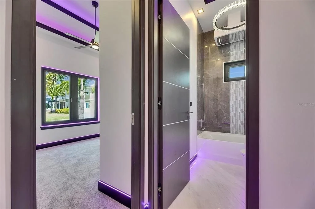 Photo of 6532 SIMONE SHORES CIRCLE
