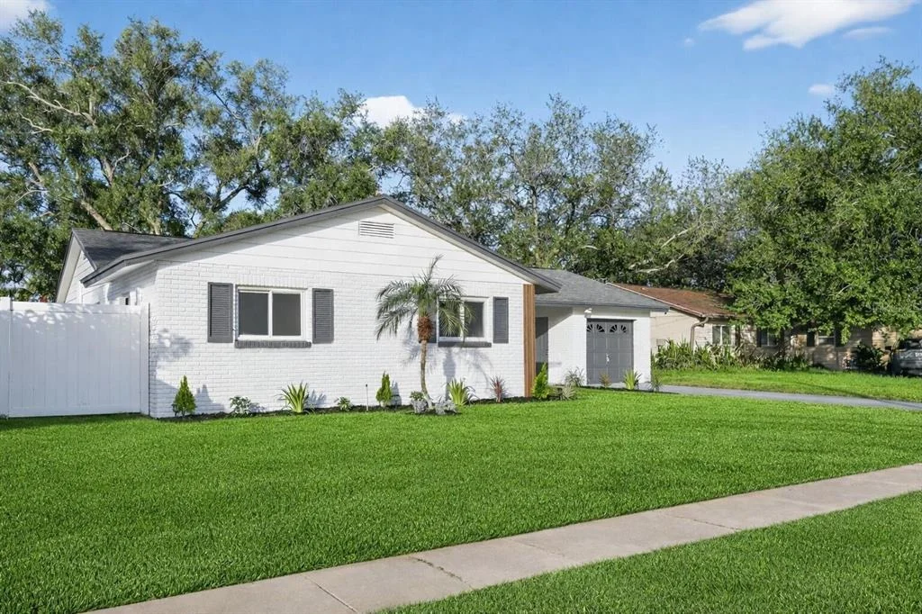Photo of 8317 BOXWOOD DRIVE