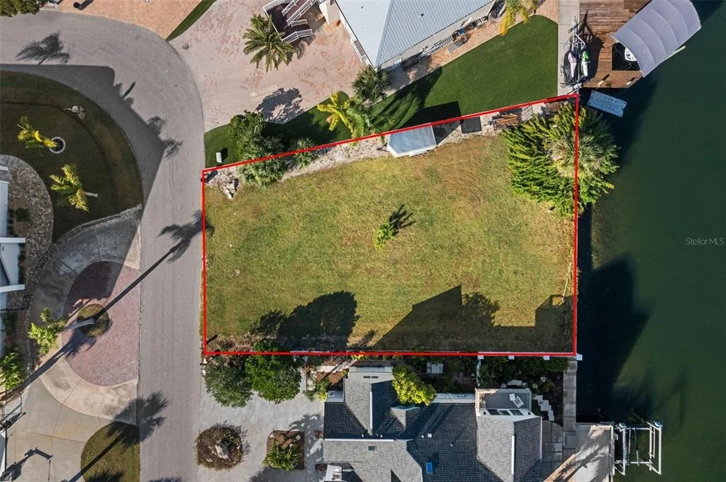 Photo of 5889 BEVERLY DRIVE