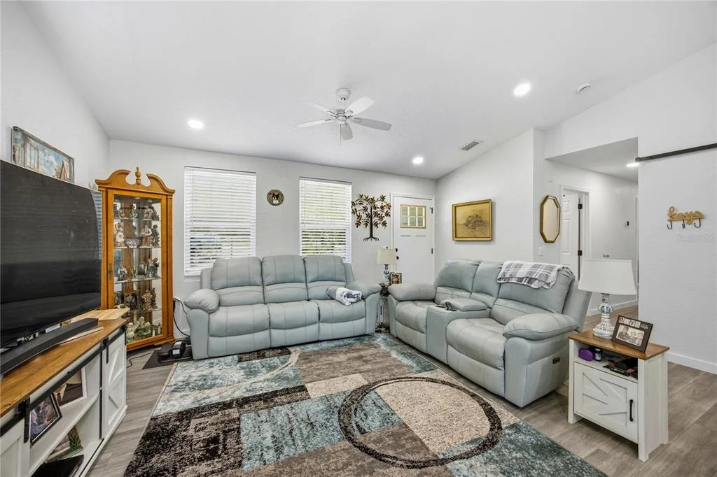 Photo of 9025 SE COUNTY ROAD 221