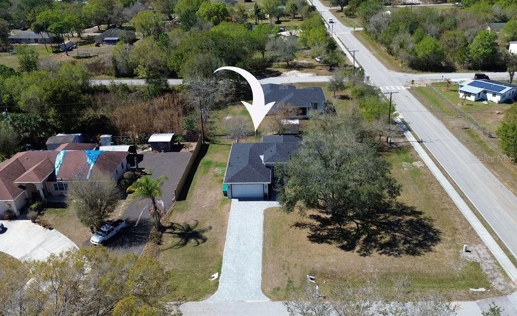 Photo of 3573 NW 18TH AVENUE