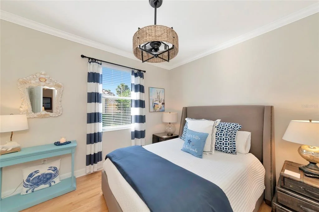 Photo of 9719 DISCOVERY TERRACE