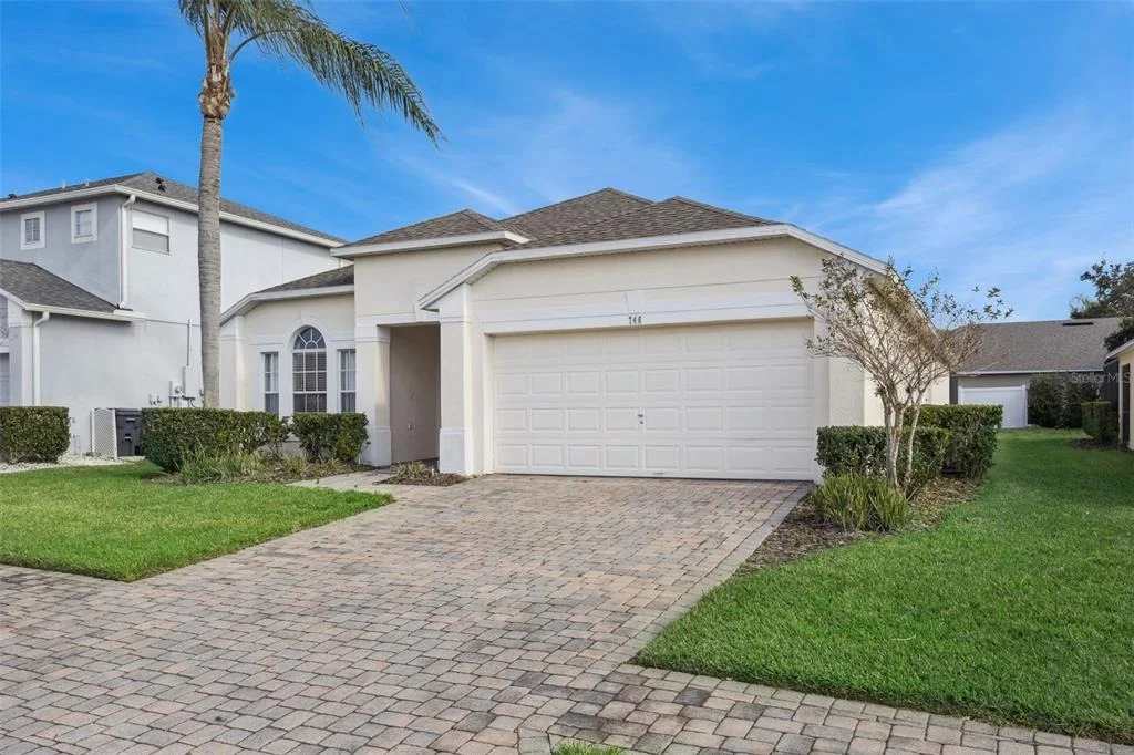 Photo of 746 KILDRUMMY DRIVE