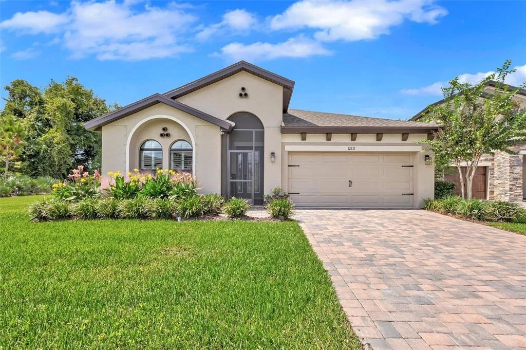 Photo of 12717 OAK HILL WAY