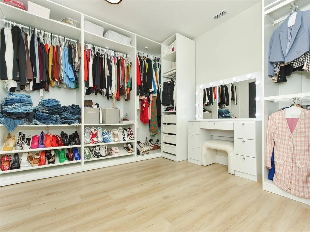 Photo of 7561 LAKE ANDREA CIRCLE