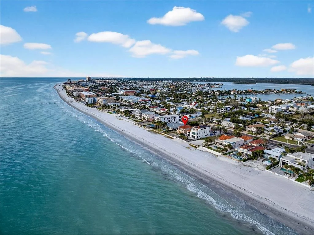Photo of 16116 GULF BOULEVARD