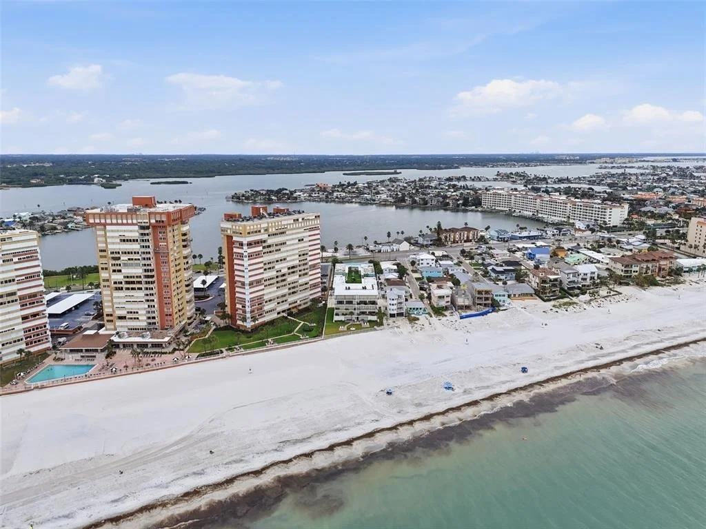 Photo of Unit 2 at 17880 GULF BOULEVARD