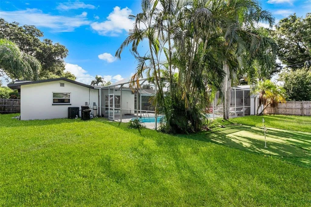 Photo of 412 DEVILLE DRIVE E