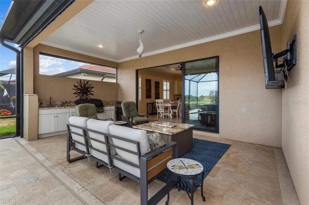 Photo of 24252 GALLBERRY DRIVE
