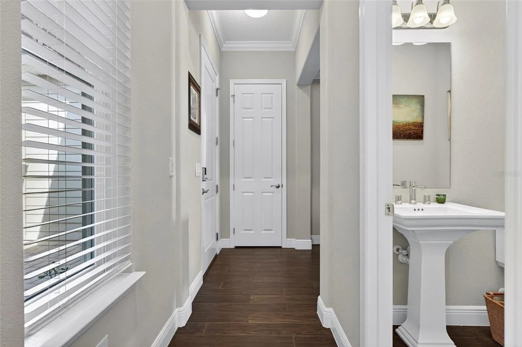 Photo of 5701 NW 40TH LOOP