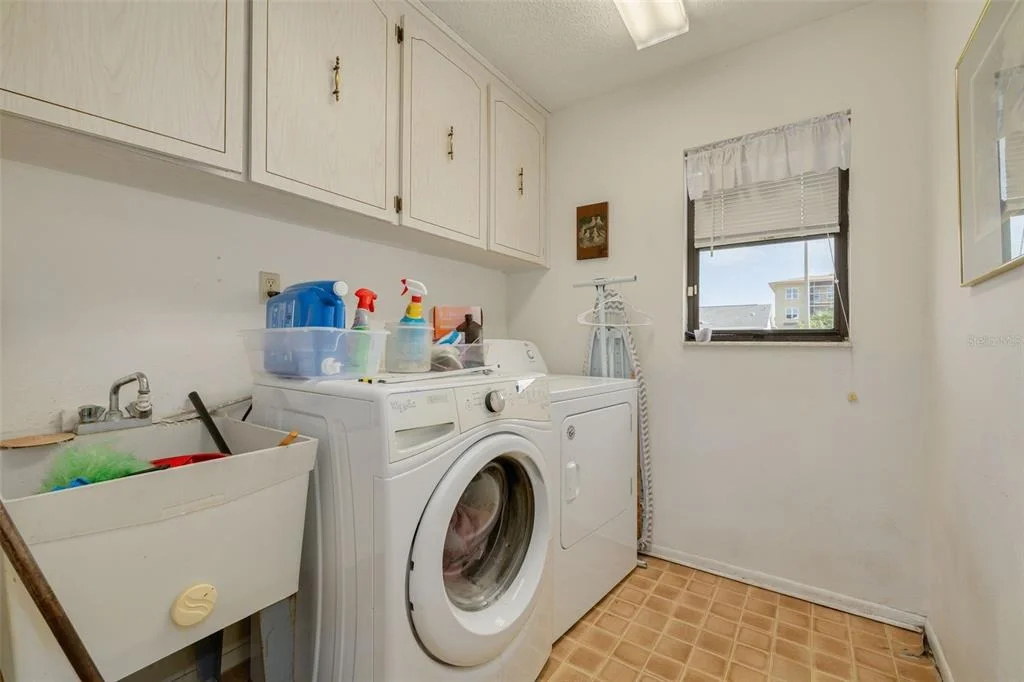 Photo of 1338 GREENLEA DRIVE