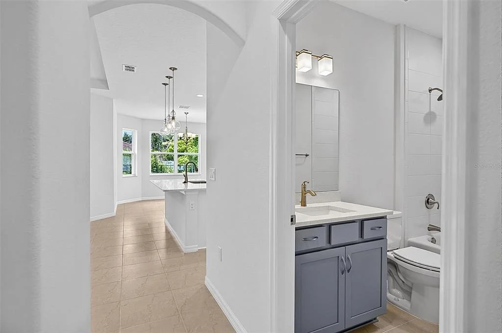 Photo of 10 PERSIMMON DRIVE