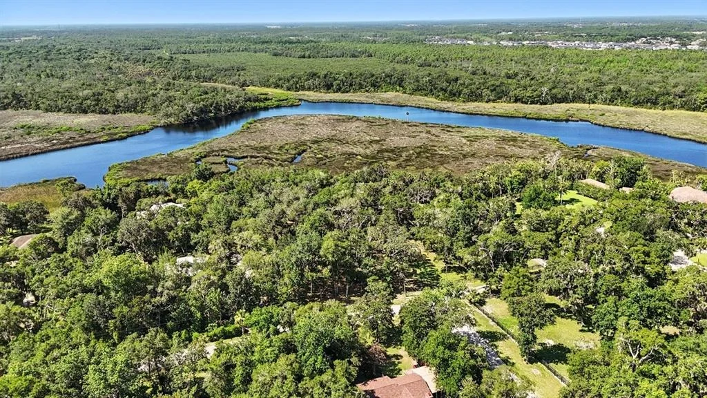 Photo of 702 OVERLOOK TRAIL