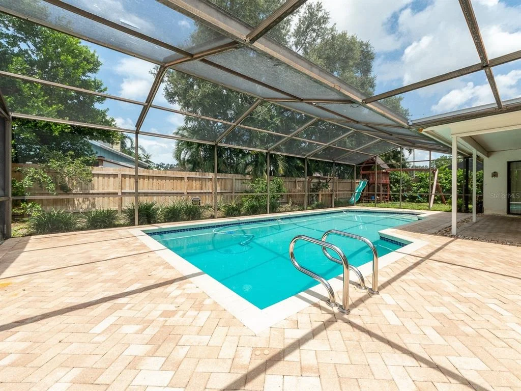Photo of 1612 MIDNIGHT PASS WAY