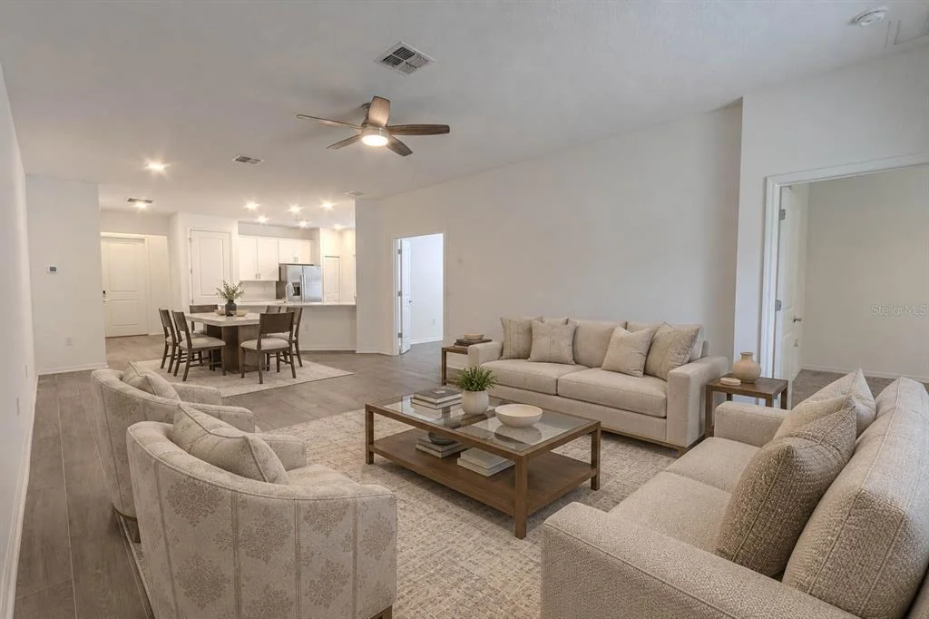 Photo of 407 THREE OAKS DRIVE