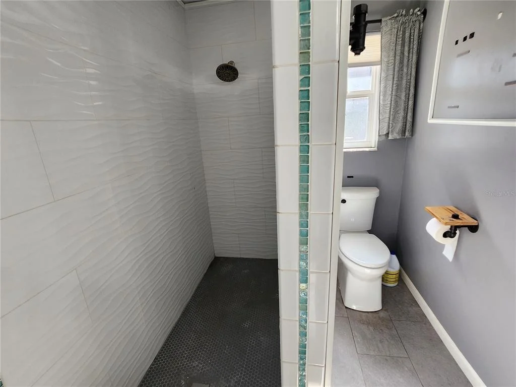 Photo of 25 EMERALD DRIVE
