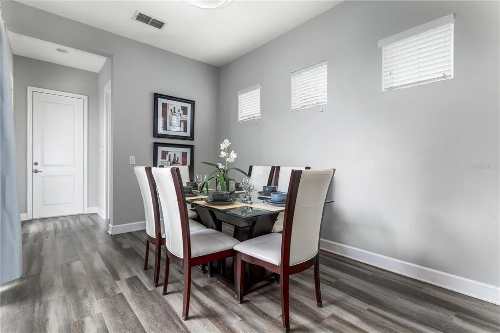 Photo of 1407 FAIRVIEW CIRCLE