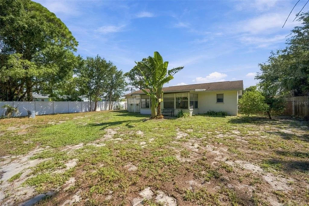Photo of 3036 SHAMROCK DRIVE