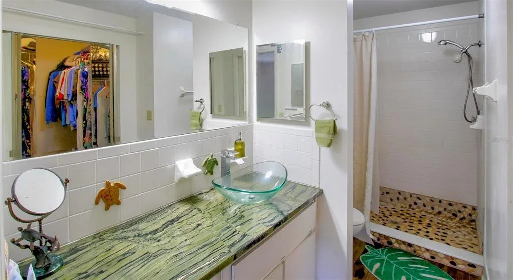 Photo of Unit 6502 at 6502 RIVER RUN BOULEVARD