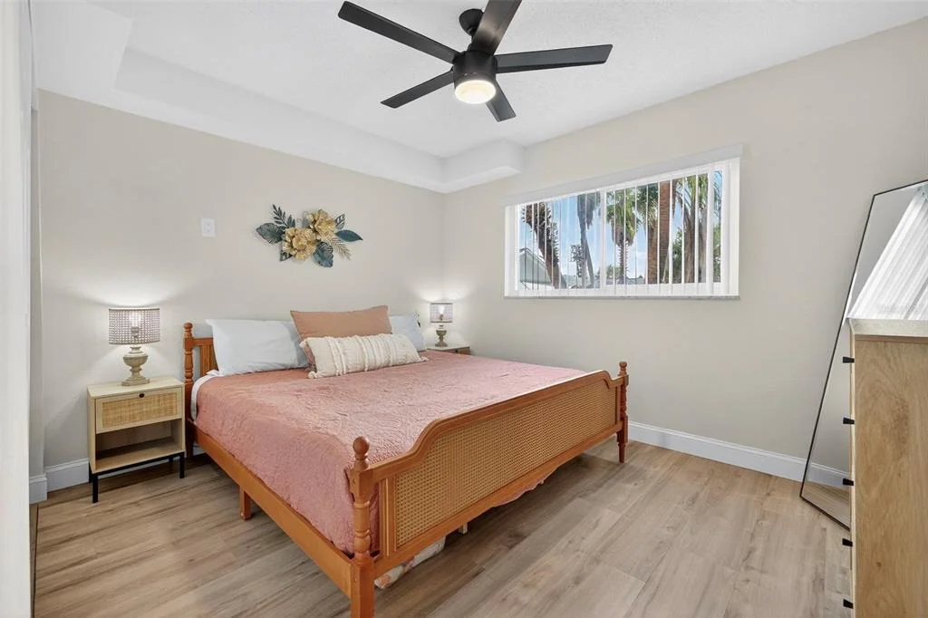 Photo of Unit 5 at 14251 GULF BOULEVARD