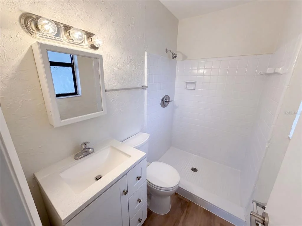 Photo of 1053 AZALEA LANE