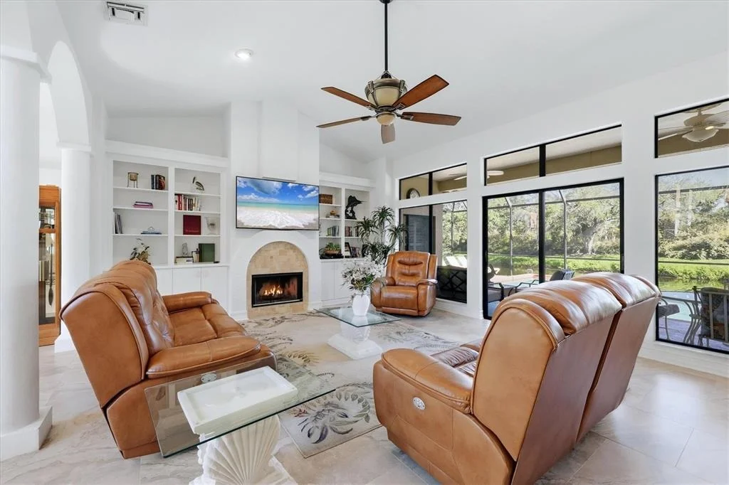 Photo of 4221 ESCONDITO CIRCLE