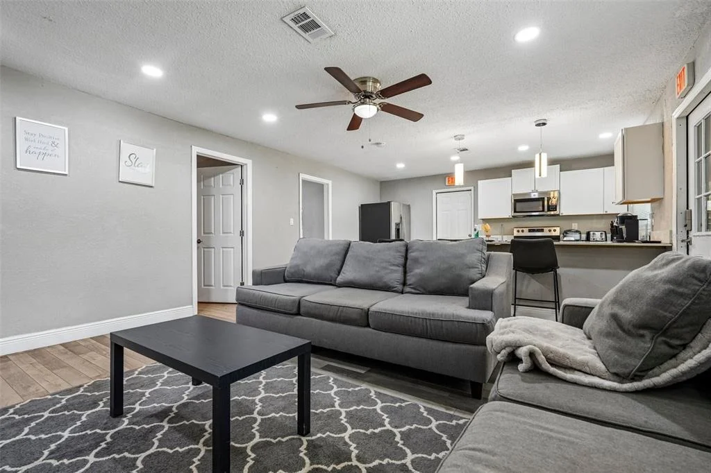 Photo of 520 FAIRFAX LANE