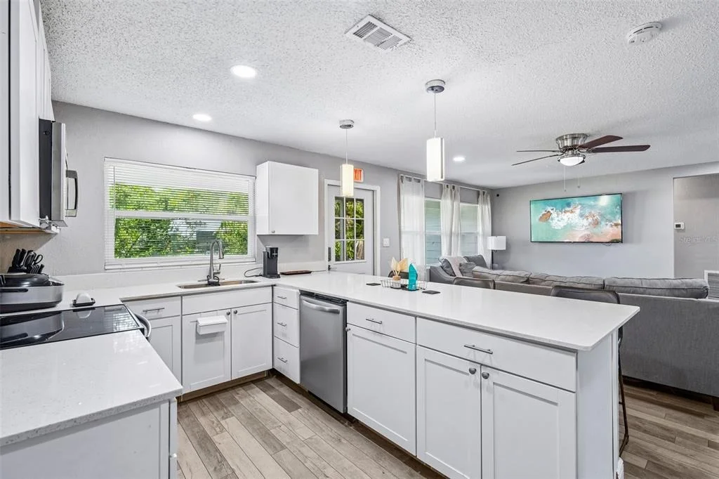 Photo of 520 FAIRFAX LANE