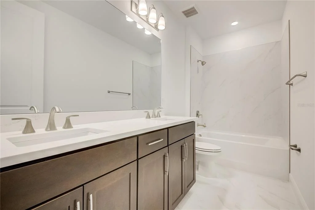 Photo of 200 EAGLESTON LANE