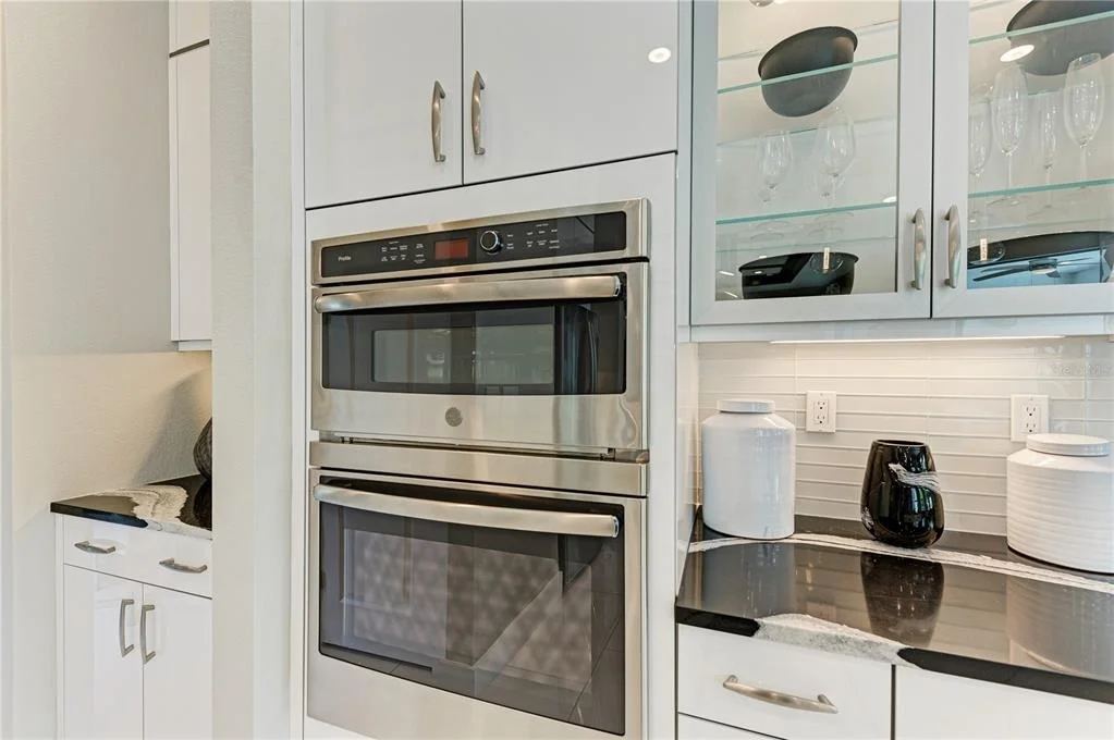 Photo of 5060 SIMONS COURT