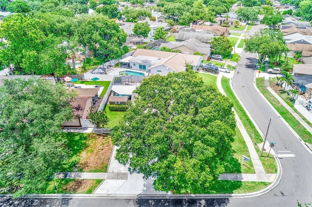 Photo of 7969 SOMERSET DRIVE
