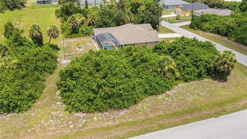 Photo of 121 RED CEDAR PARK