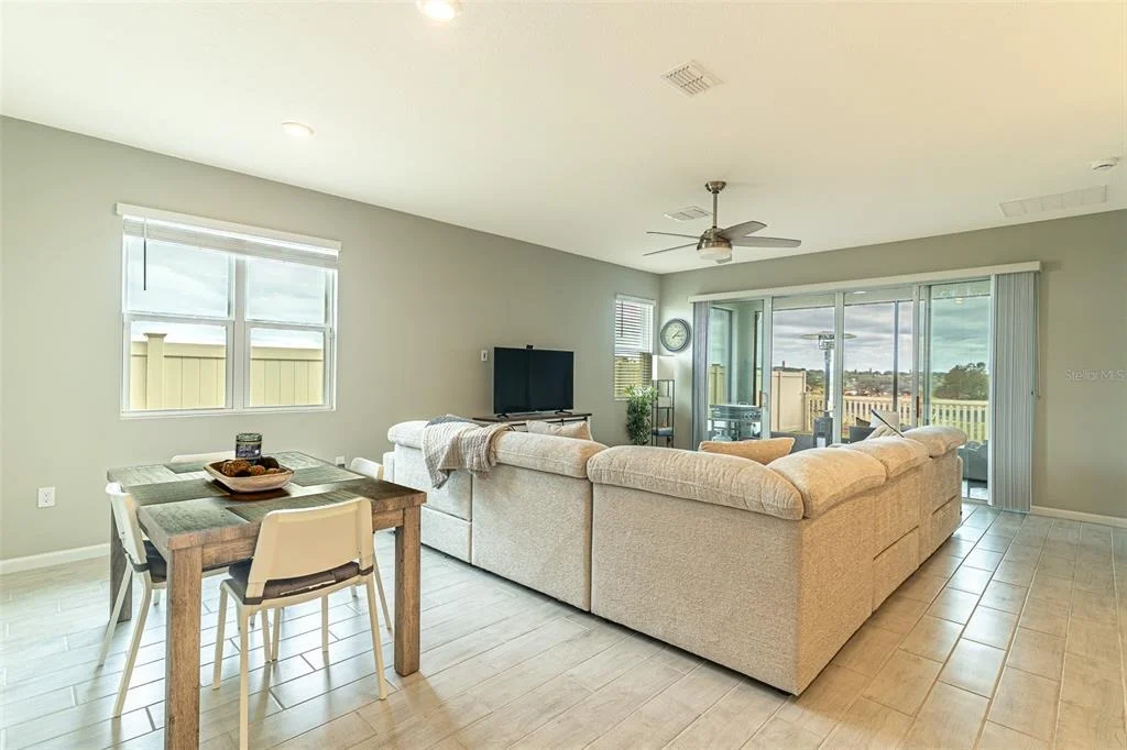 Photo of 556 HENNEPIN LOOP