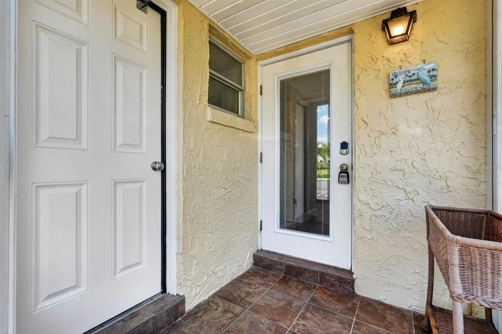 Photo of Unit B8 at 7265 A1A S