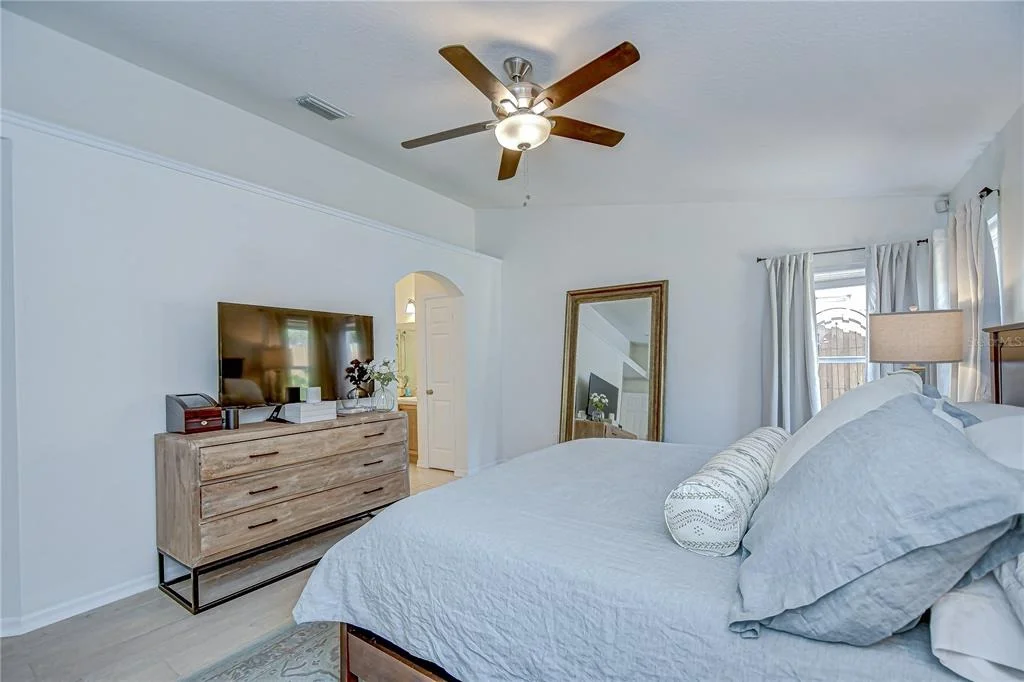 Photo of 7107 COLONIAL LAKE DR