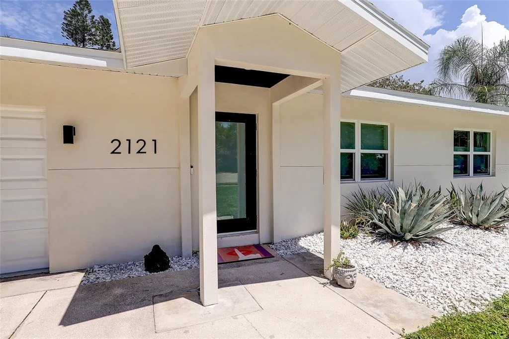 Photo of 2121 PALM TERRACE